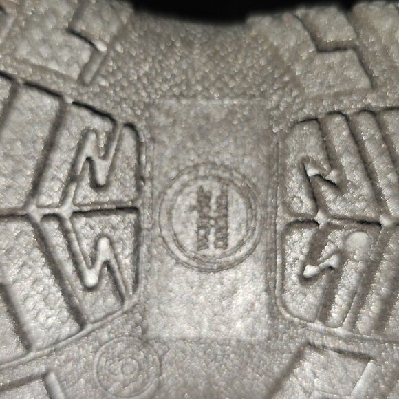 Wonder Nation Kids Black and Red Winter Boots - Picture 4 of 6